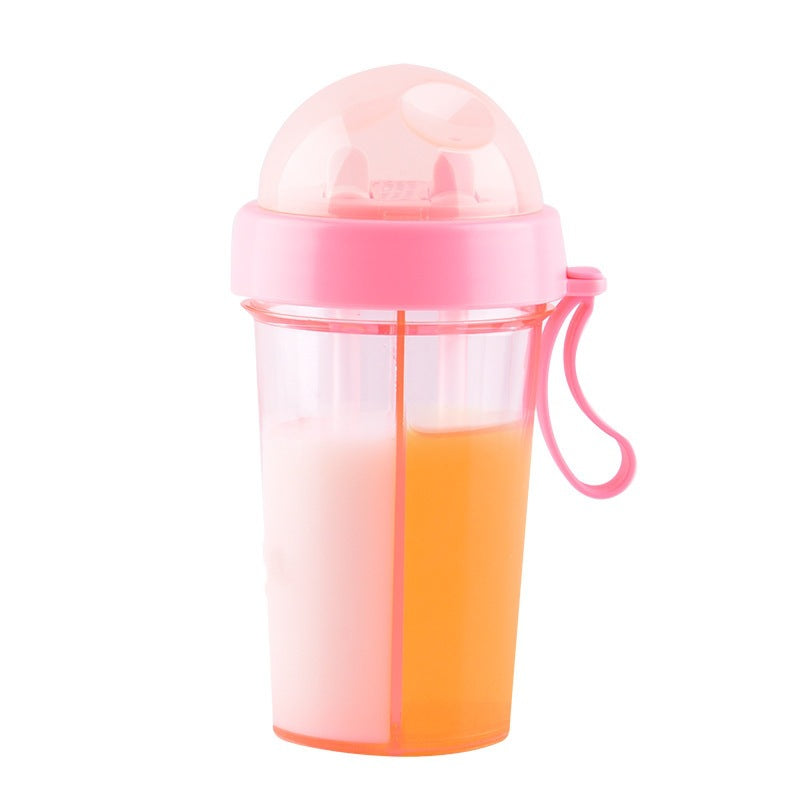 High-value net red double drinking cup plastic leak-proof couple separated straw water cup children cute children students wholesale
